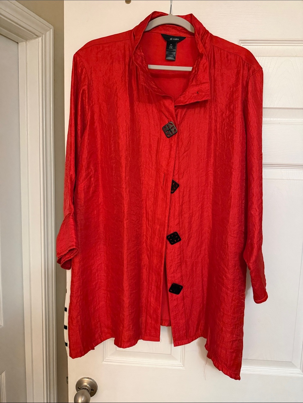 Ali Miles Bold Red Textured Button-Front Shirt